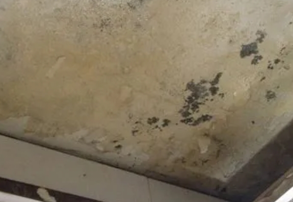 临清阳台漏水维修公司分享下临清卫生间渗水维修需要注意哪些问题。